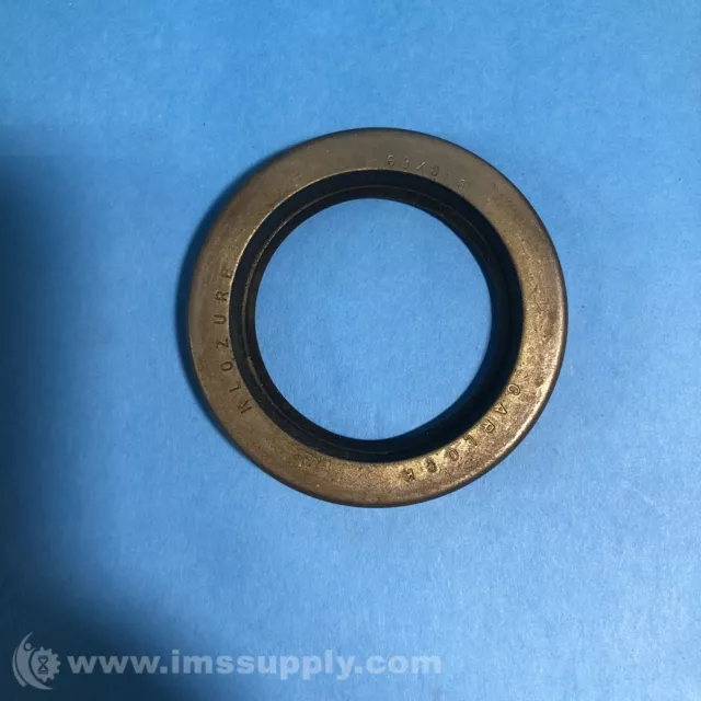 Garlock 63x826 Model 63 Klozure Oil Seal FNOB