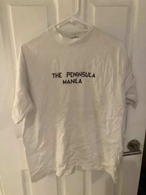 Green Grass The Peninsula Manila Share The Experience White T-Shirt Size Large