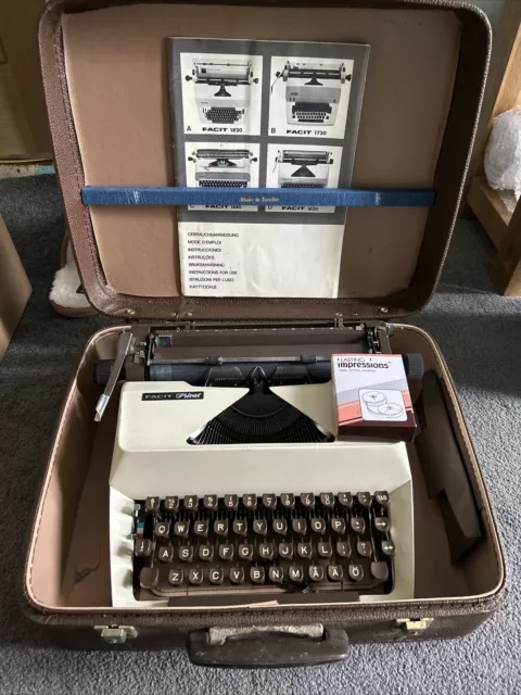 FACIT PRIVAT Sueca Portátil Vintage Máquina de escribir QWERTY y Estuche Llaves Guía del usuario