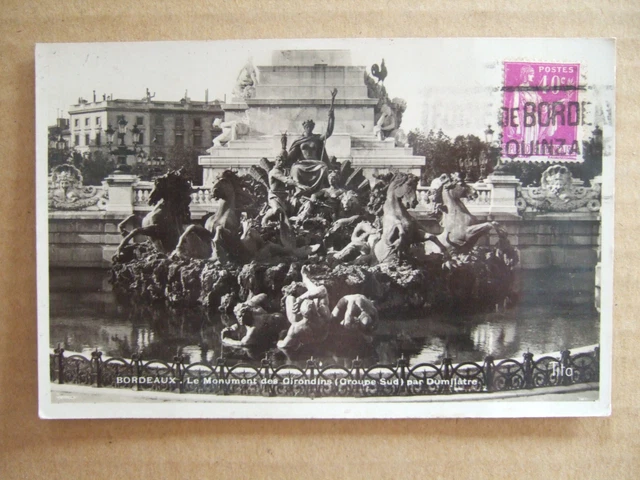 CPA BORDEAUX (33) LE MONUMENT DES GIRONDINS GROUPE SUD, par DUMILATRE