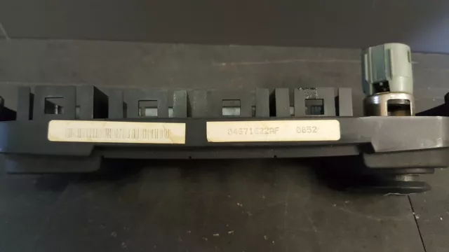 Prise 12v Console Tableau de Bord CHRYSLER PT Cruiser Ph1 04671622AF 2