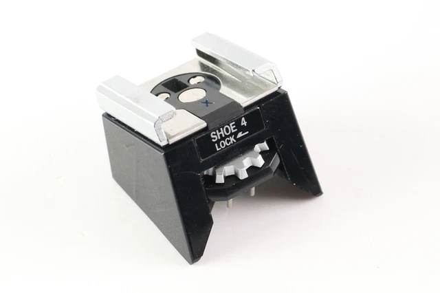 Olympus Om Accessoire Shoe 4 Blitzschuh Adaptateur Blitzschuhanschluss