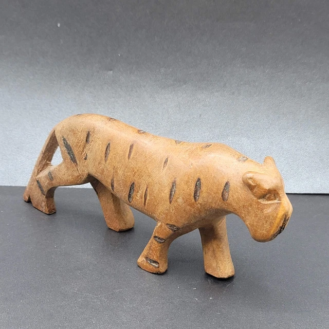 Hand Carved Wood Safari African Animal Cheetah 7.5"