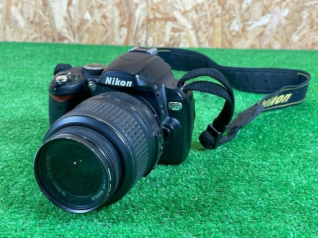 7B7 NIKON AF-S Dx 18-55Mm 1 3.5-5.6G Vr D60 Digital Slr