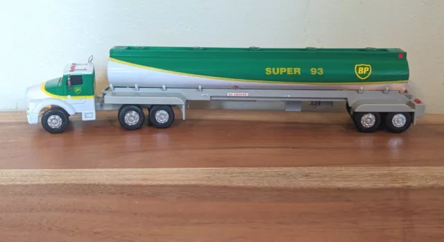 BP Toy Tanker Truck 1994 Limited Edition Super 93 Working Lights Sounds