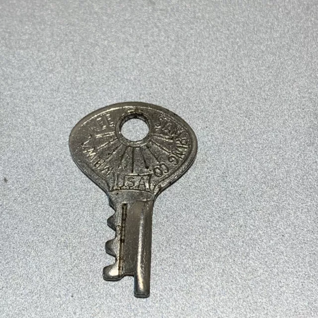 Milwaukee Stamping Co 1830 Vintage Key prized possession of a bygone era 1 1/4”