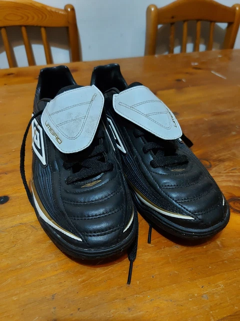 Mens astroturf deals boots