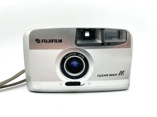 Fujifilm Clear Shot M in Silber Analoge 35mm Point and Shoot Kamera