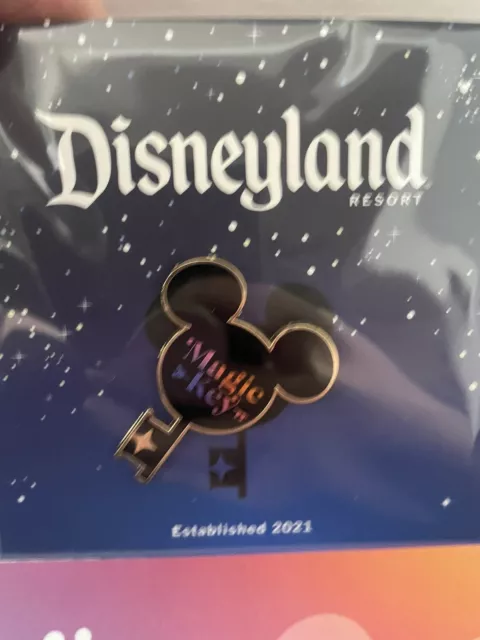Magic Key Holder Disneyland Annual Passholder Commemorative 2021 Disney Pin