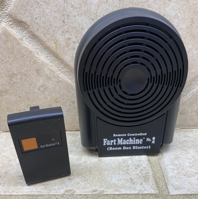 REMOTE CONTROLLED FART Machine No 2 Boom Box Blaster NEW BATTERIES