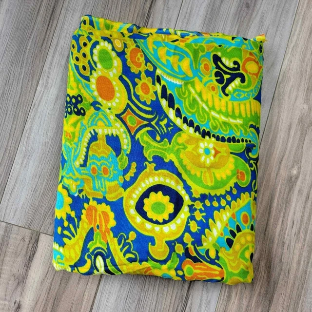 Vintage 70s Psychedelic Bright Floral Fabric - 47.5" x 112" Vintage 70s Psychedelic Bright Floral Fabric - 47.5" x 112"