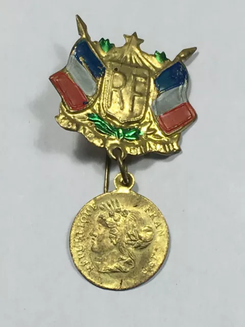 Insigne Broche RF avec Médaille Souvenir de la Fête (9-2)