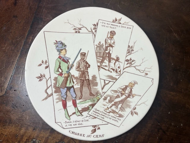 ANCIENNE ASSIETTE PARLANTE SARREGUEMINES CHASSE à l ours MODELE CHASSEURS 4