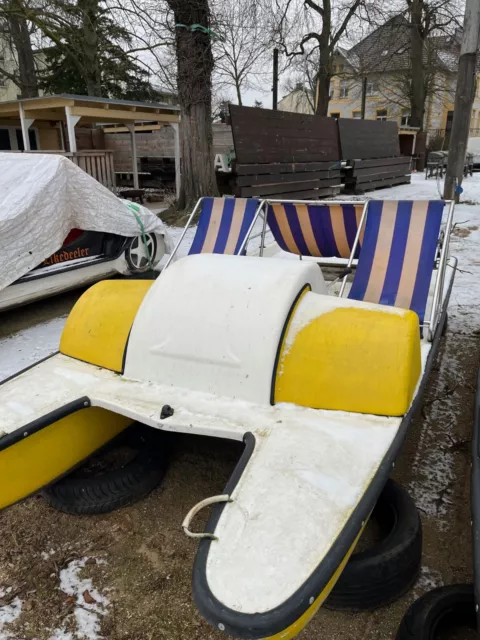 4 Sitzer Tretboot mit Stoffliege Bootsverleih/Bürgergarten Stralsund, gebraucht