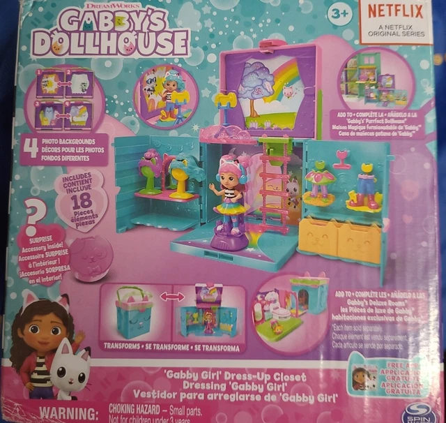 GABBY’S DOLLHOUSE DRESSUP Closet Portable Playset with a Gabby Doll