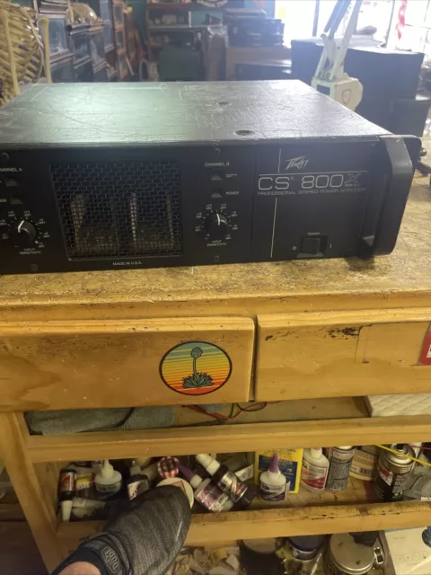 Peavey CS 800X Professional Stereo Amplifier Amp 1200W Powers For Repair Broken