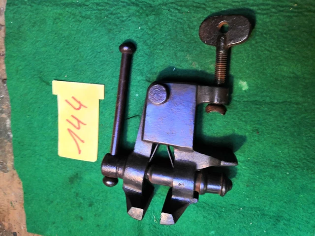 Etau Mouche d’occason | Plus que 4 à -70 Etau Mouche d’occason | Plus que 4 à -70