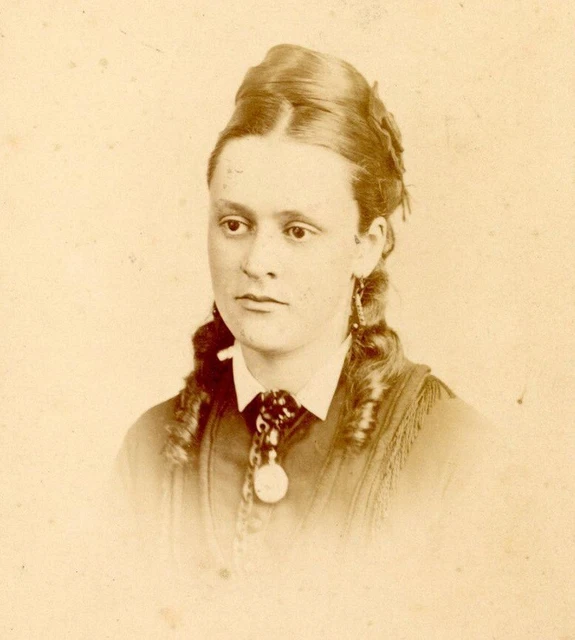 CDV Carte De Visite W S Spanton Bury St Edmunds antique Victorian lady #20 photo