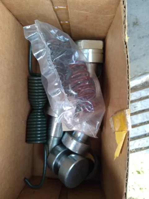 New Drum Brake Hardware Kit Euclid E-4691