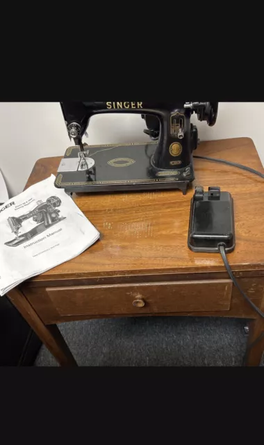 Vintage 99K Singer Sewing Machine With Table Cabinet, Foot Pedal EL076093