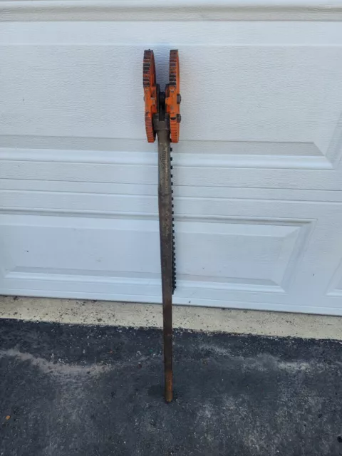 Vintage J.H. Williams Drop Forged Vulcan No. 33 Chain Pipe Wrench 3/4 to 4" Pipe