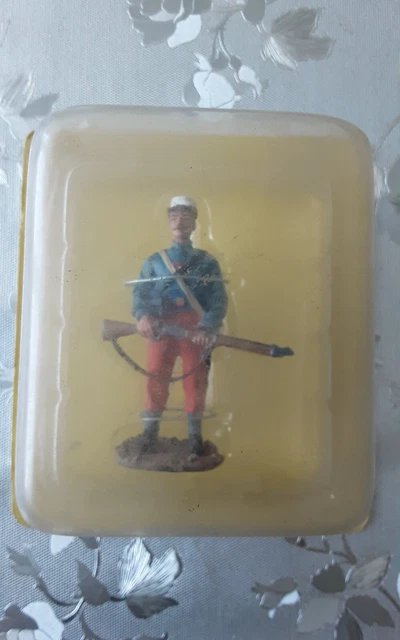 Figurine Soldat Légionnaire Avec Détecteur De Mines - Modèle Monochrome Plastique Vintage