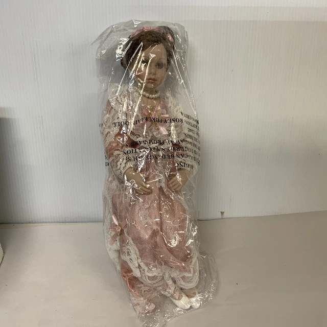 Heritage Signature Collection Rosey Porcelain Doll W/ COA & Box #12442 AA-321