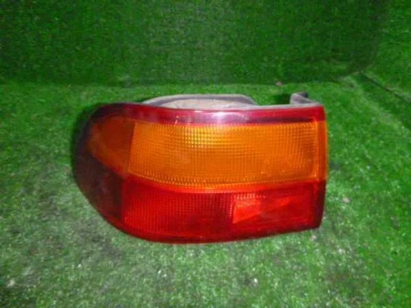 Eg8 Civic Ferio Tail Lamp Left Brake 260927Jj