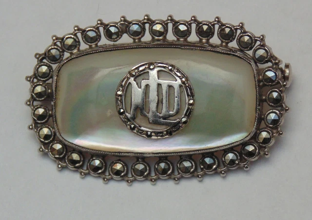 Broche Ancienne En Argent Massif Art Déco – Initiales NLD – Poids 9g – Poinçon Tête De Sanglier