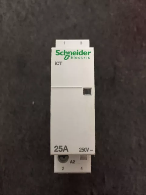 A9C21833 Contacteur à commande manuelle 3NO 25A Acti9 iCT Schneider