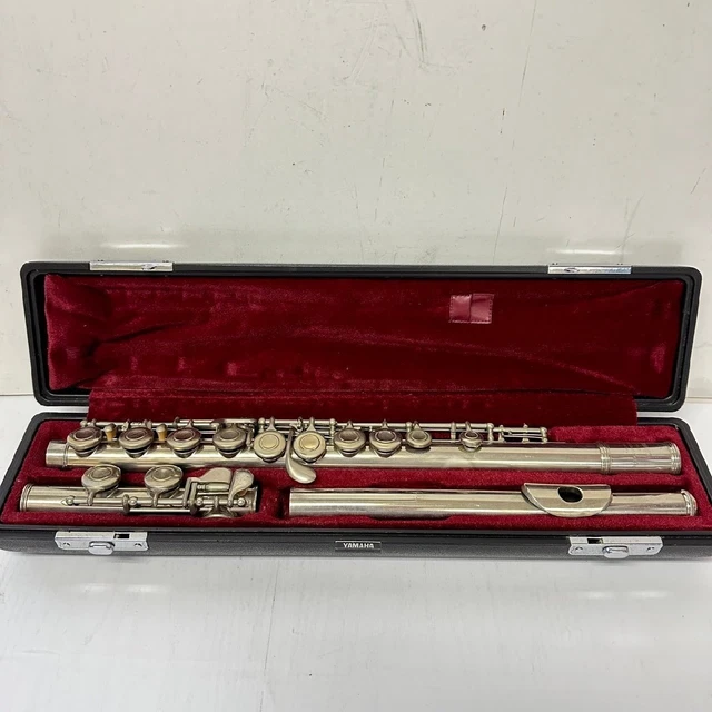 Yamaha 211 flute discount second hand
