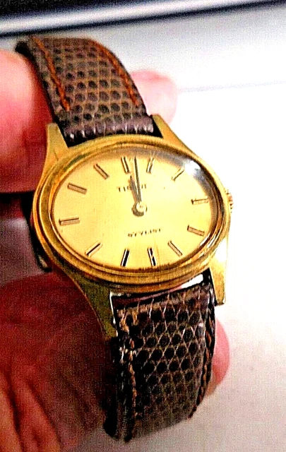 Montre ancienne femme top tissot or jaune