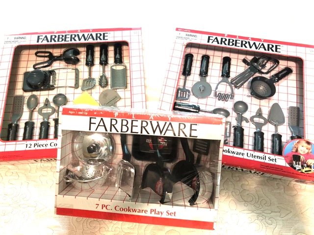 Farberware Children's Cookware Play Set Vintage 31 Pieces Pots Pans Utensils NOS