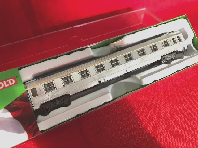 Voitures voyageurs LIMA échelle N SNCF dev Inox - Modélisme