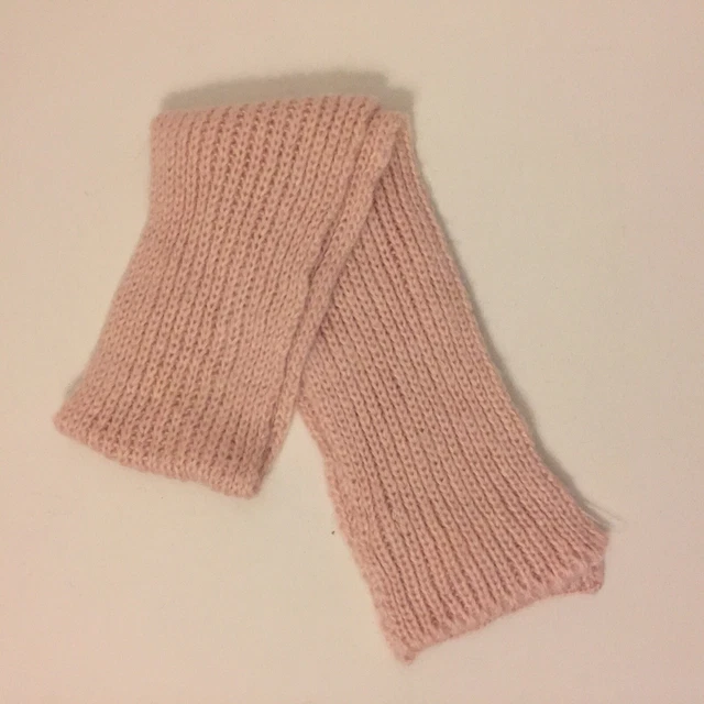 Forever 21 Girls Dusty Pink Knit Scarf NWT