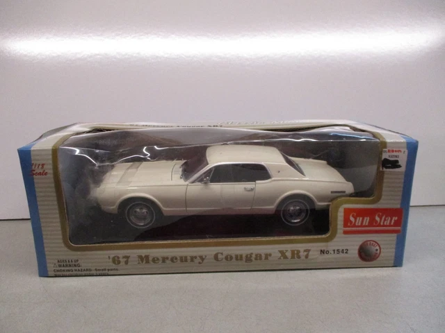 SUN STAR 1542 1967 Mercury Cougar XR7 1:18 Diecast Model Car White