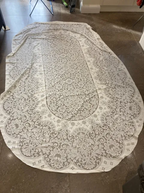 VINTAGE CREAM POLYESTER LACE OVAL EX. LARGE TABLECLOTH  110" x 64", Good