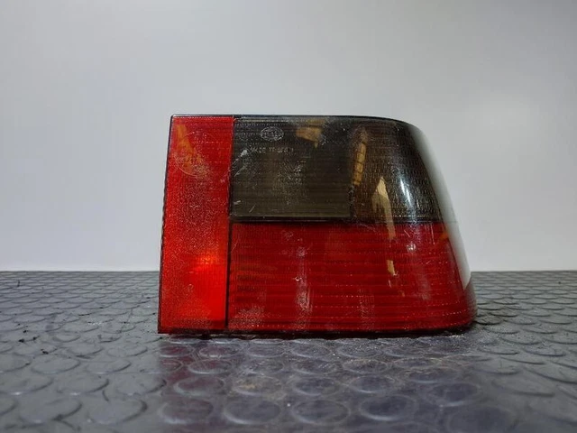 Feu Arrière Droit Pour Seat Ibiza I (avril 1991 à Mai 1993) - Occasion Mais Fonctionnel