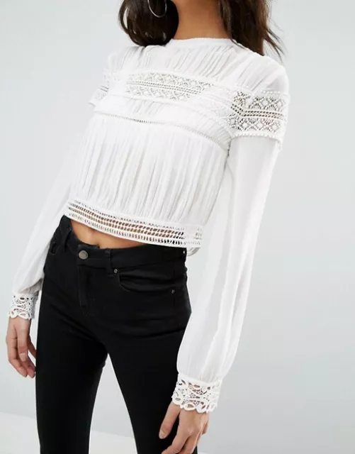 Blouse Plissee Avec Empiecements En Dentelle Marque Asos Collection