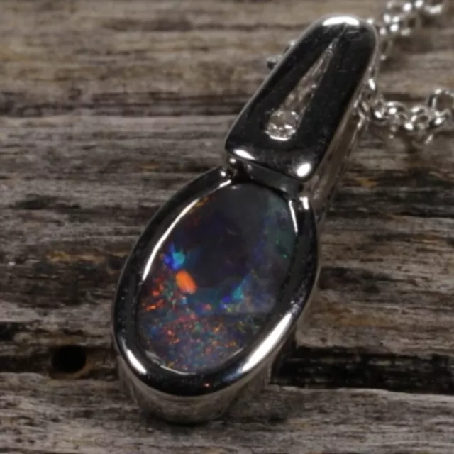 Australian Boulder Opal Set In Solid 18k White Gold Pendant - Pen564