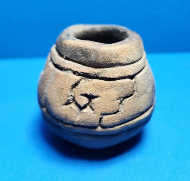 Pre-Columbian Teotihuacan Terracota  vessel