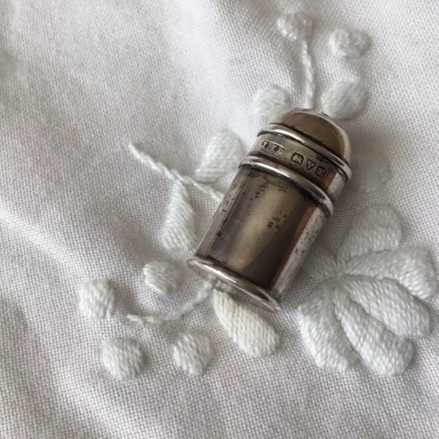 Silver Pounce Pot Chester 1921 3cm High Approx Weight 3.7 Grams