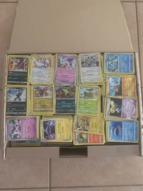 Rare Reverse Lot LOT 7774 CARTES Pokemon De Différentes Série Récente Et Ancienne Rare ...