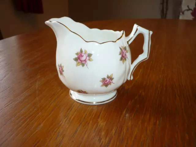 Aynsley 'Hathaway Rose' Ditsy Pink Rose Bone China Milk Cream Jug