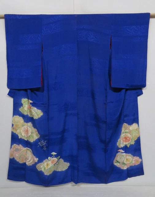 0531N03z610 Antique Japanese Kimono Silk IROTOMESODE Violet blue Flowers