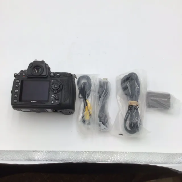 Nikon D700 12.1 MP Digital SLR Camera Black Body Only, Works USA Version