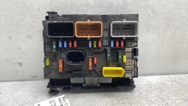 Boîtier De Servitude (BSM) D'occasion Pour Citroën C2 C3 - Référence Delphi 9661707880 L03 - Pièce électronique Avant Gauche