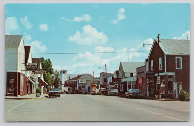 Main Street of Honor Michigan US 31 Cars Platte River Valley Vintage Postcard