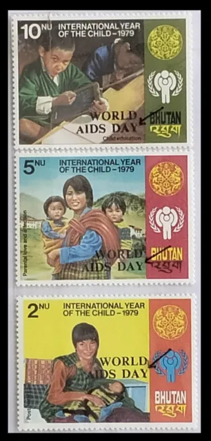 107. Bhutan 1979 Ensemble / 3 Erreur Tampon Année Du Enfant Surimpression " Aids