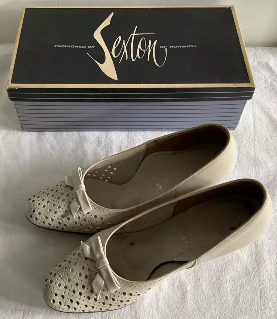 Collectable Vintage “Molly” Physical Culture By Sexton, Norwich Shoes, Size 6.5